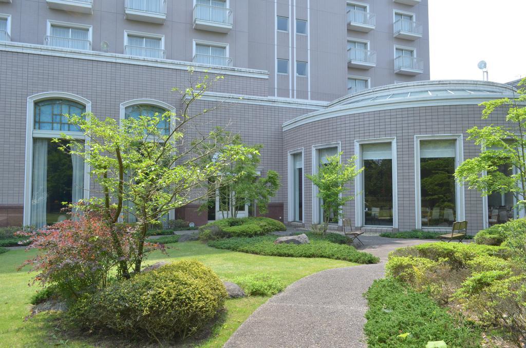 Okura Akademia Park Hotel Kisarazu Extérieur photo